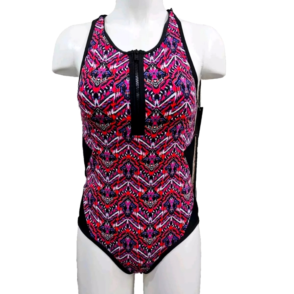 Tart Collection Medium Hadley One‎ Piece Swimsuit Bathing Swim Wear Suit NEW